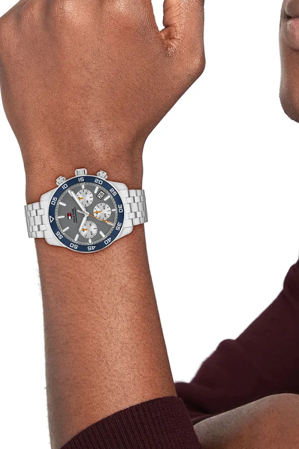 Tommy Hilfiger Satovi 