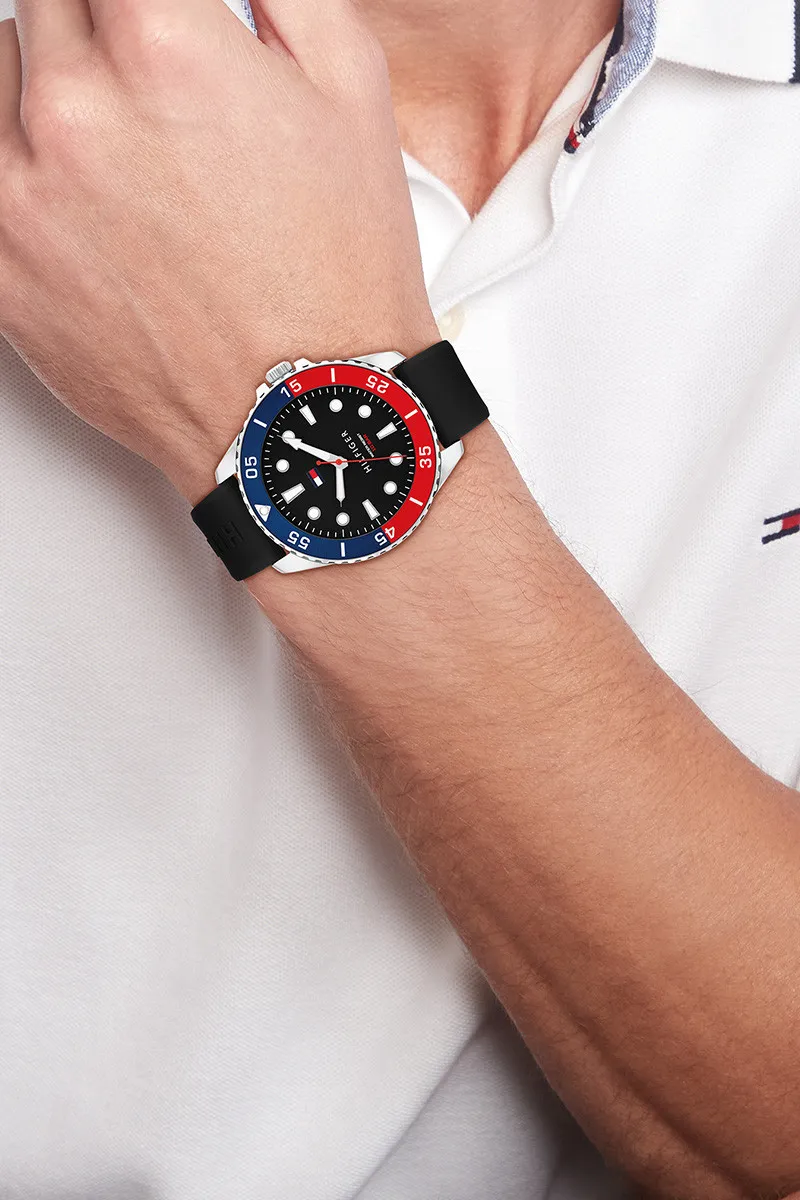 Tommy Hilfiger Satovi 